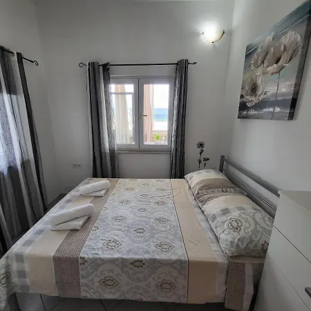 Sea View Vir